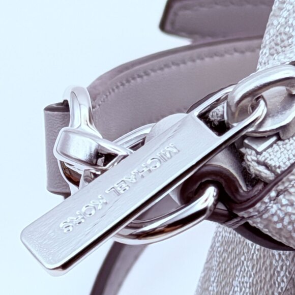 "Hyde" by Michael Kors - Picture 5 of 14